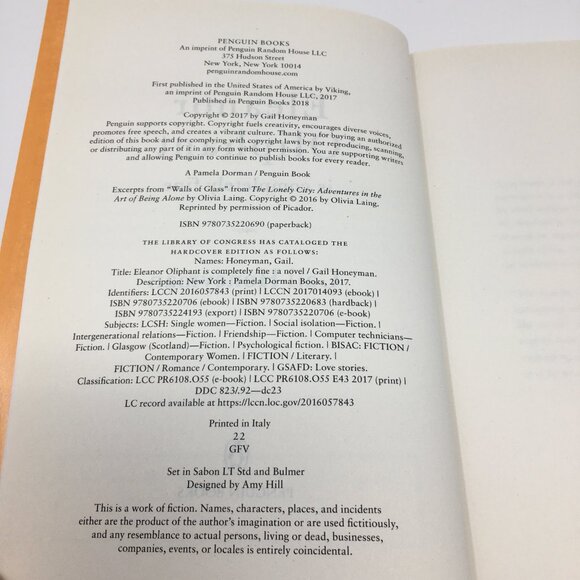 Eleanor Oliphant Is Completely Fine by Gail Honeyman Softbound Paperback Book - Picture 5 of 11